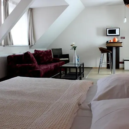 Adameva Apartment