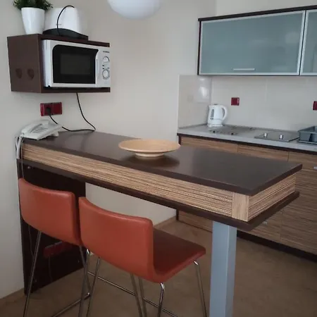 Adameva Apartment Piest'any