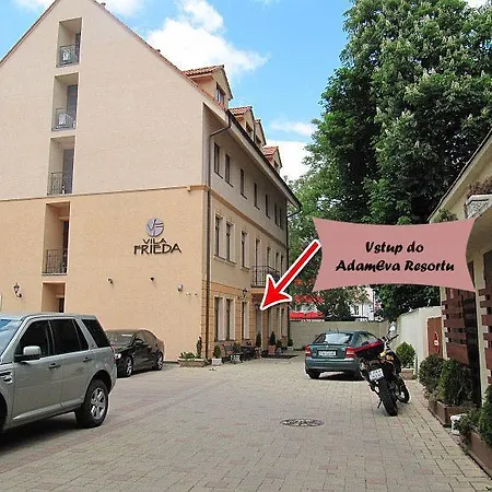 Adameva Apartment