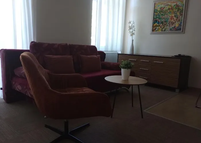 Adameva Apartamento Piest'any